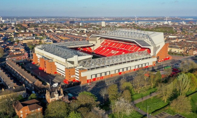 切尔西的痛：26岁菲利克斯19场造22球，进球数压C罗+领跑射手榜（切尔西的遗憾：26岁菲利克斯19战造22球，进球数力压C罗并领跑射手榜）