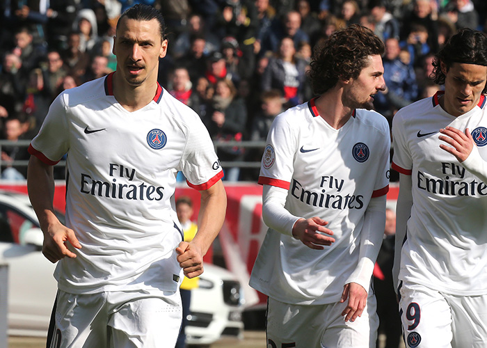 亚马尔开通个人视频频道，首条视频是参观他现居住的家（亚马尔开设个人视频频道，首发带你参观他的现居）